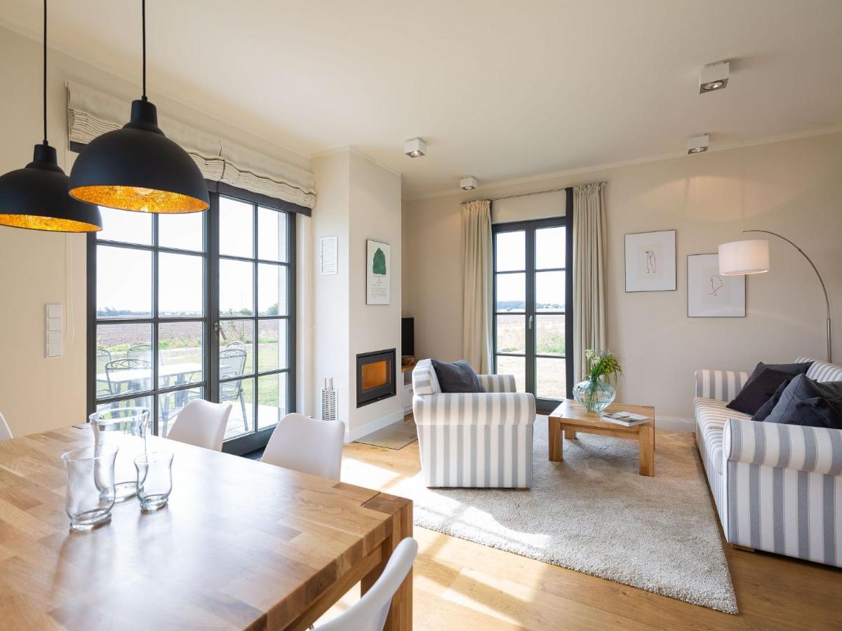 Reetland Am Meer - Premium Reetdachvilla Mit 2 Schlafzimmern, Sauna Und Kamin E11 Dranske Dış mekan fotoğraf
